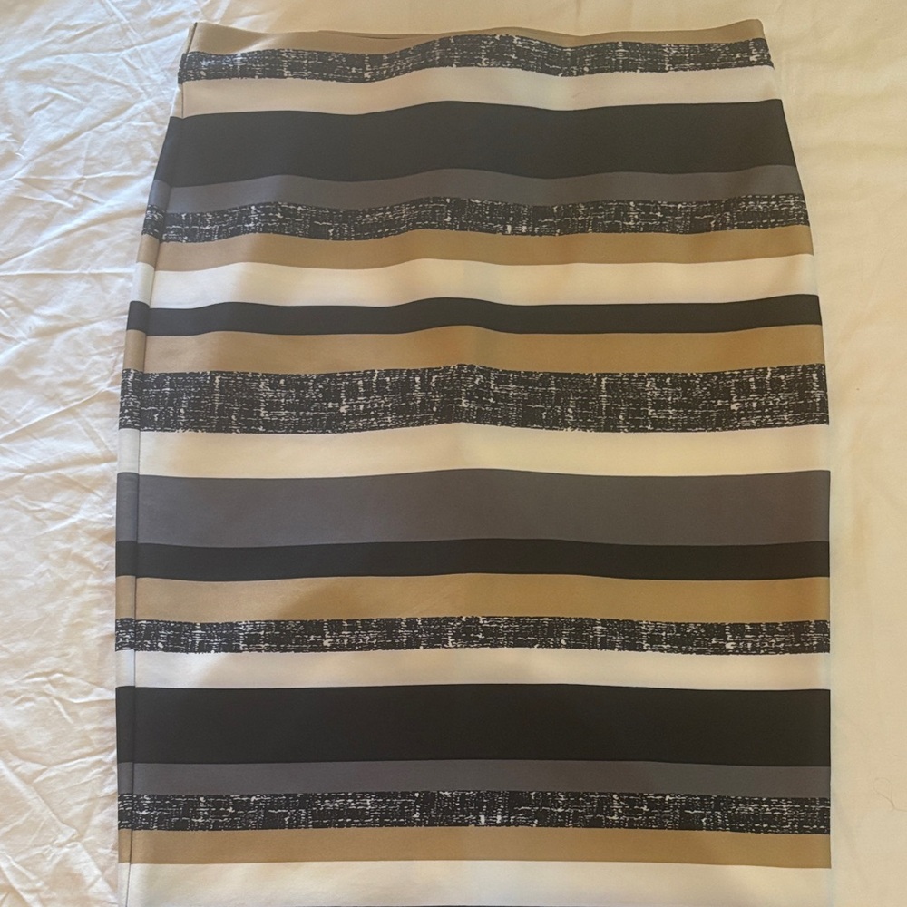 Chic Striped Pencil Skirt - Black, White, Tan